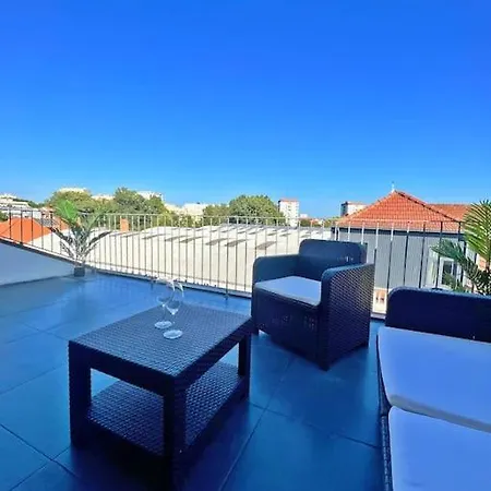 Penthouse Lux *