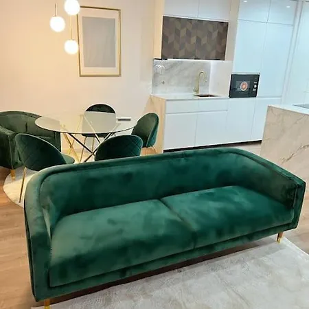 Penthouse Lux