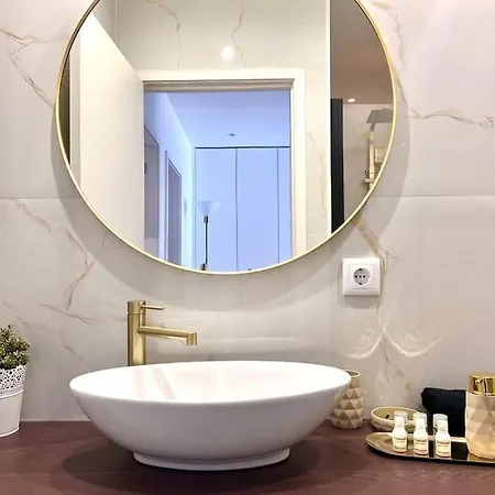 Penthouse Lux